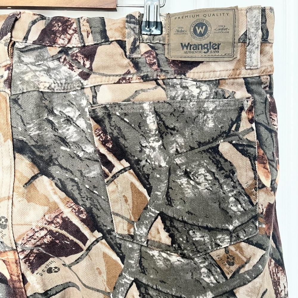 Men’s 100% Cotton Camo Wrangler Jeans 42 x 32